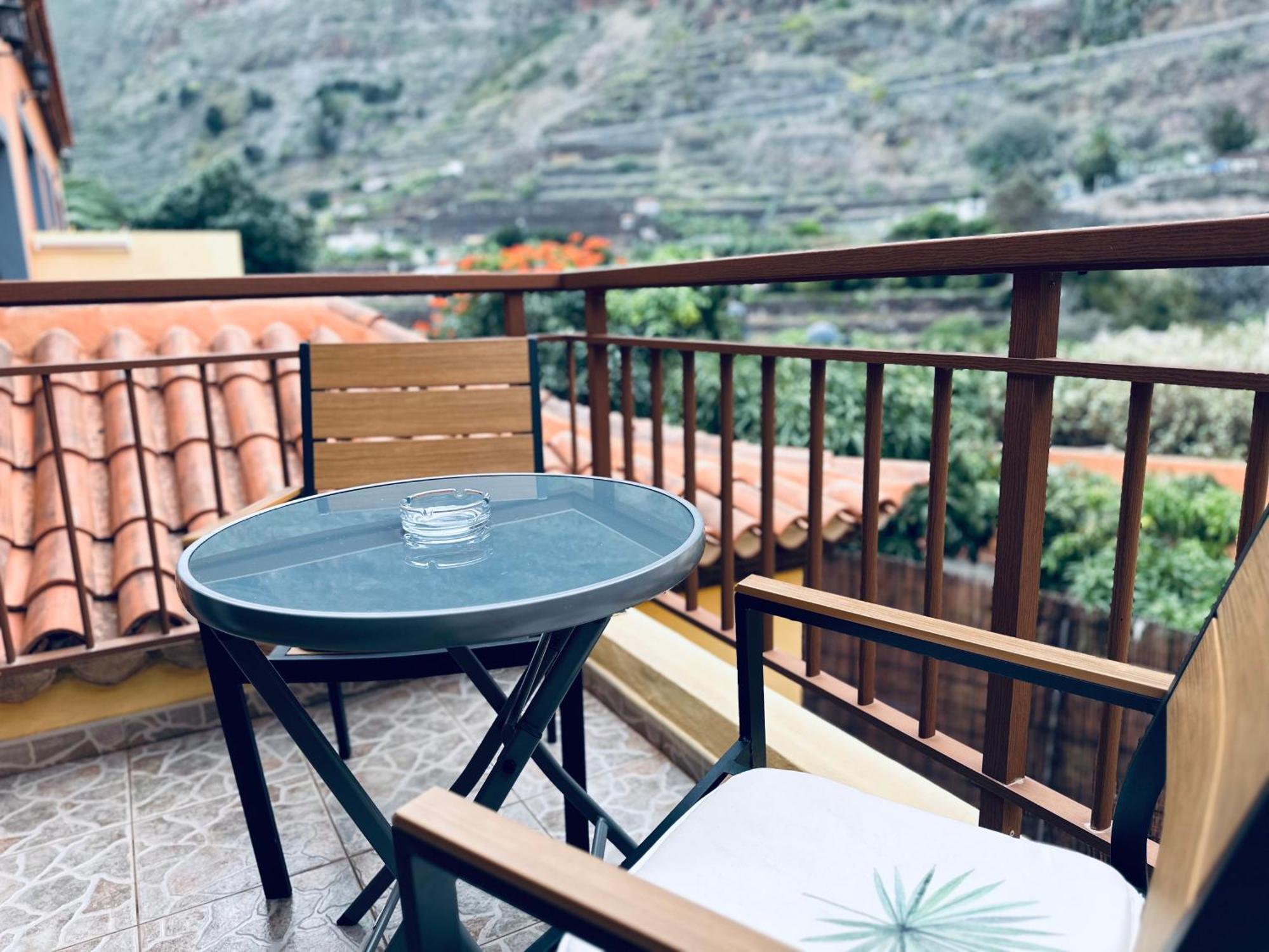 Calma Suite Agulo Ngoại thất bức ảnh